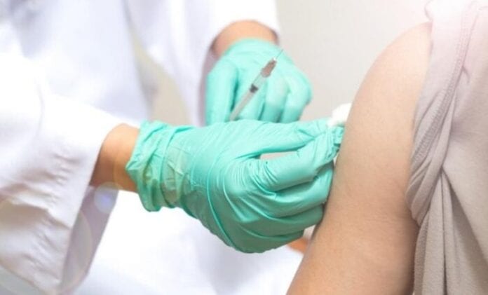 1.avaccination-701x521